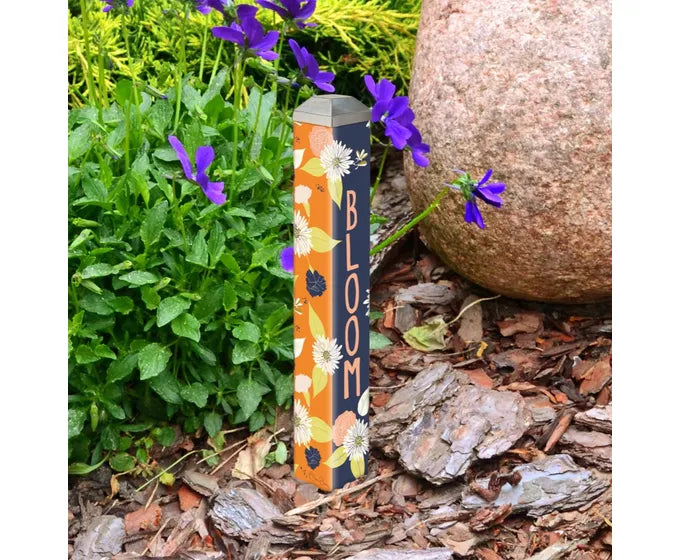 Sassy Flowers 10" Mini Art Pole